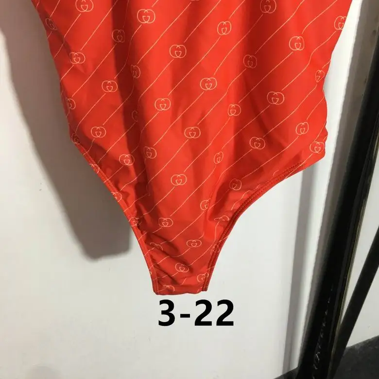 Gucci S-XL  (160)